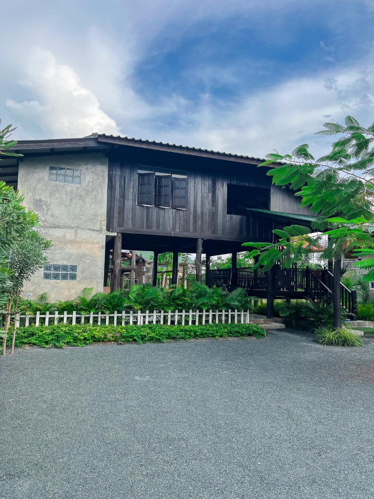 North Pine Forest Homestay บ้านไม้สนโฮมสเตย์ Ban Mae Pong Exteriör bild