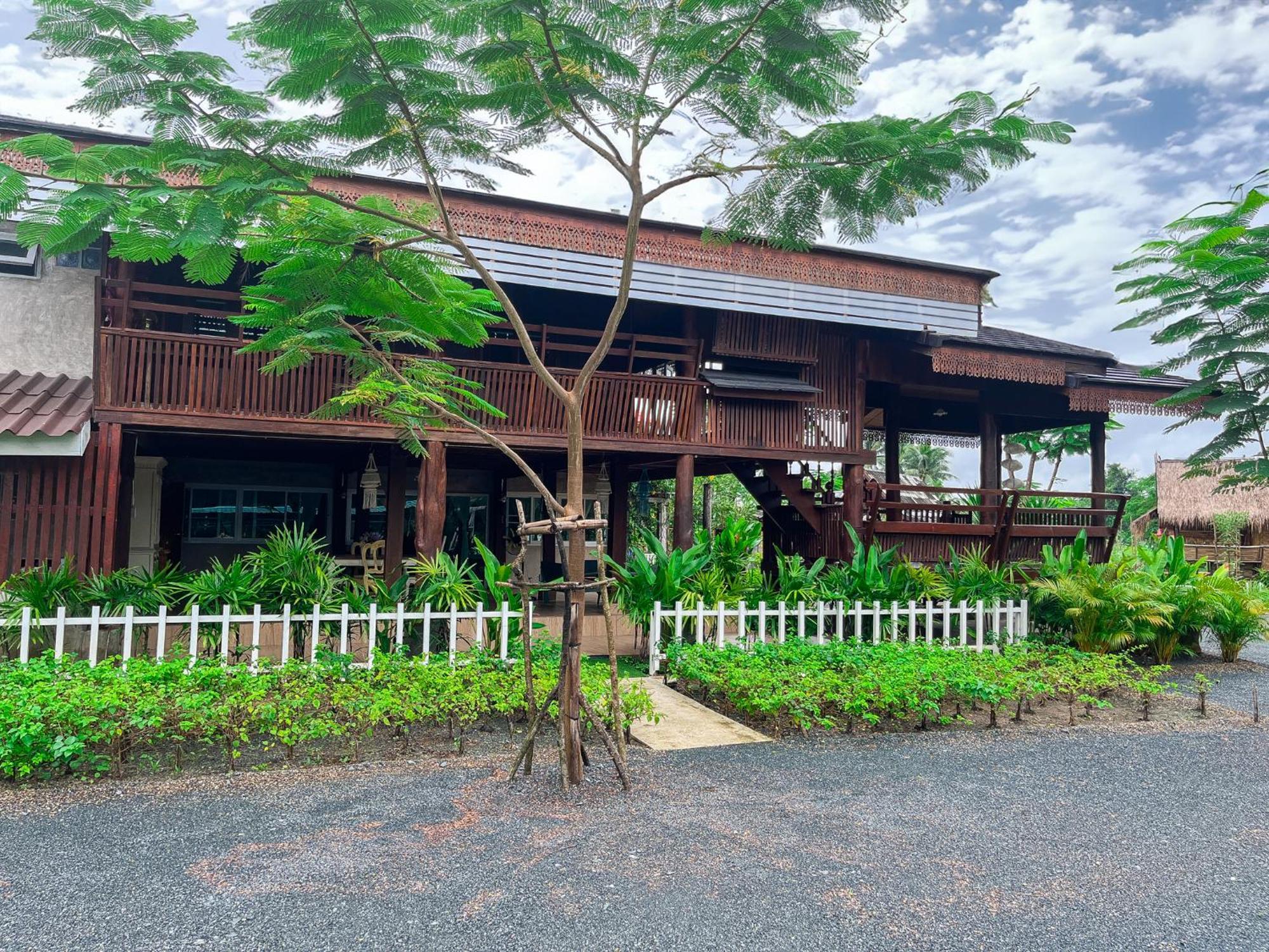 North Pine Forest Homestay บ้านไม้สนโฮมสเตย์ Ban Mae Pong Exteriör bild