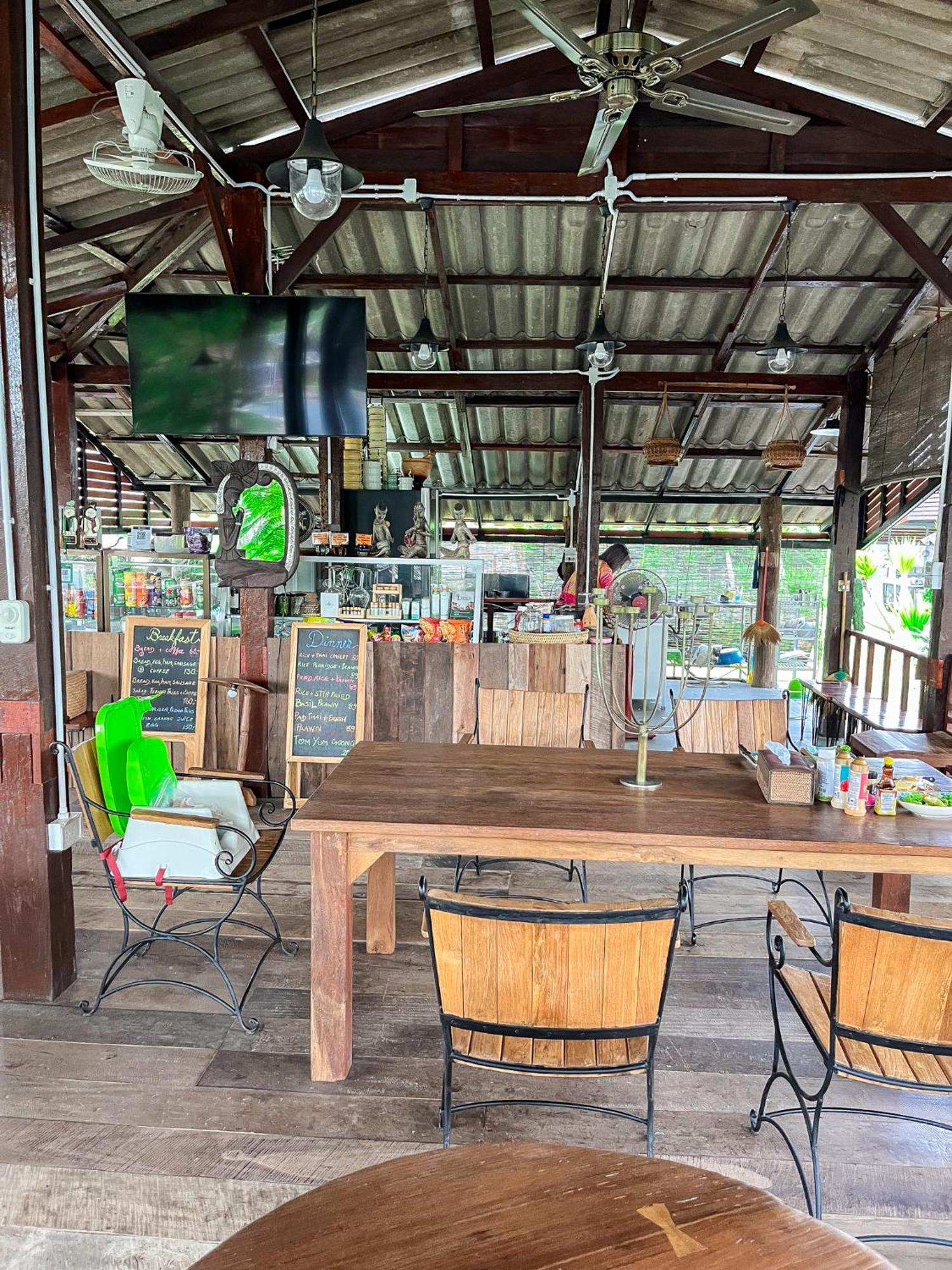 North Pine Forest Homestay บ้านไม้สนโฮมสเตย์ Ban Mae Pong Exteriör bild